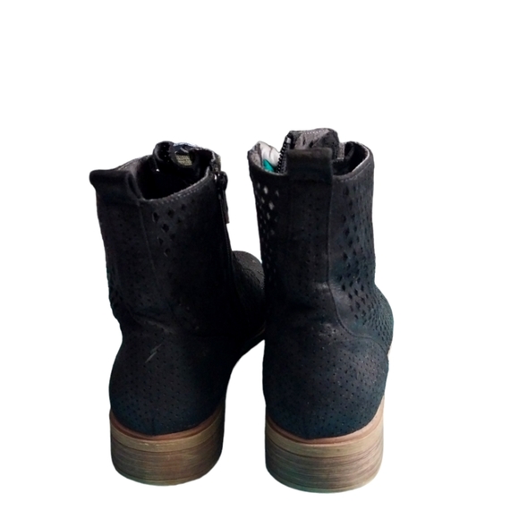 Report ankle boots cut out sz 8 in black - Picture 5 of 7